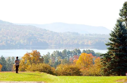 AE_F15_Landscape_P8A8951_NatureFriday_hero.jpg