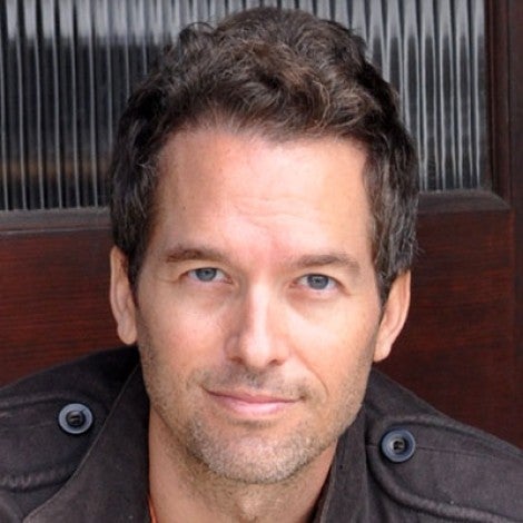 Travis Eliot | Kripalu
