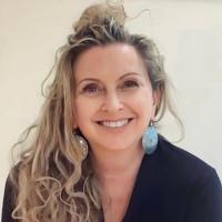 Christine Bissonnette headshot