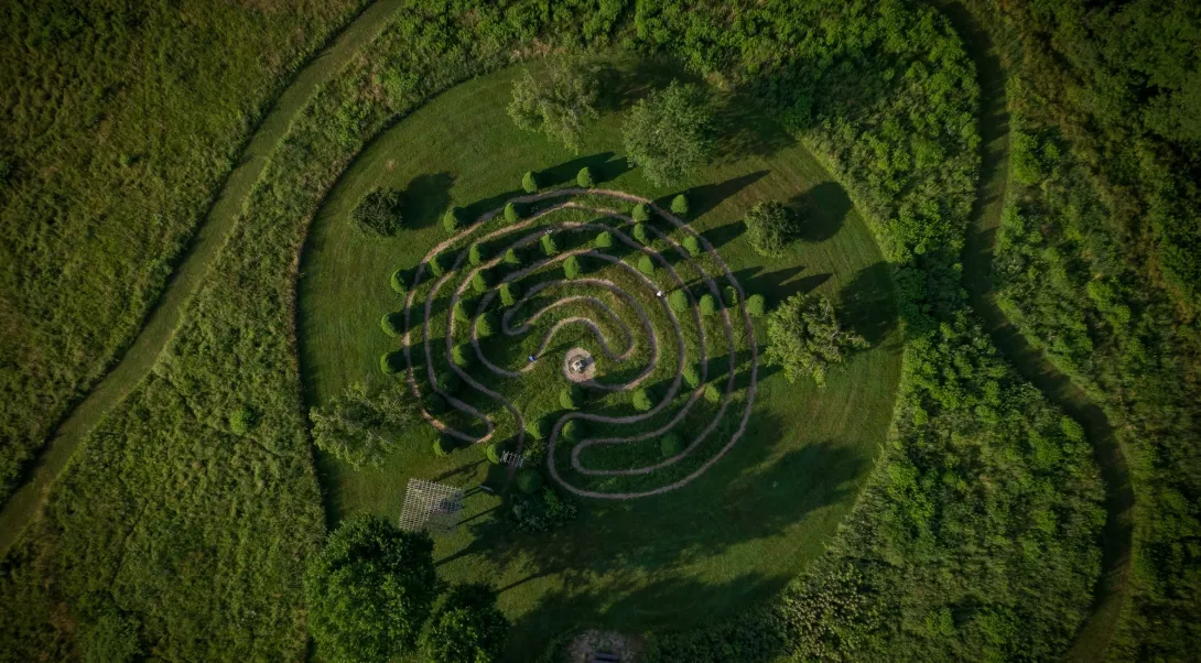 Labyrinth 