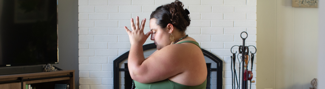 online studio yoga hero