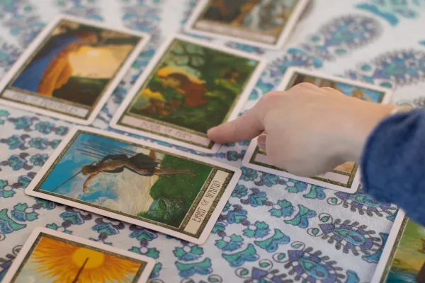 Tarot card reading