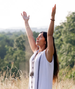 arms outstretched